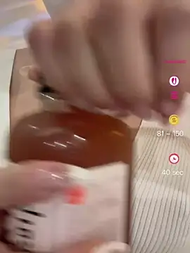 Snapshot of Mia-zhan chatting on July 8, 10:25 pm Mia-zhan online show from July 8, 10:25 pm