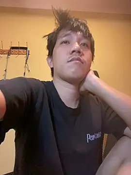 asian guy67 online show from February 19, 12:01 pm