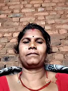 Hot di97 online show from March 5, 12:39 am