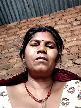 Hot di97 online show from March 6, 10:50 pm