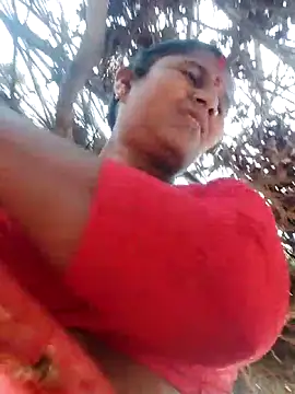 Hot di97 online show from April 3, 9:18 am