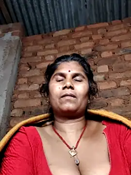 Hot di97 online show from April 9, 8:58 pm