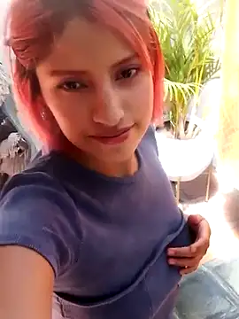 Snapshot of mindymiaw chatting on April 22, 3:46 pm mindymiaw online show from April 22, 3:46 pm