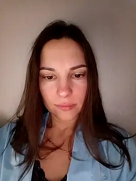 She-Moon online show from February 4, 6:36 pm