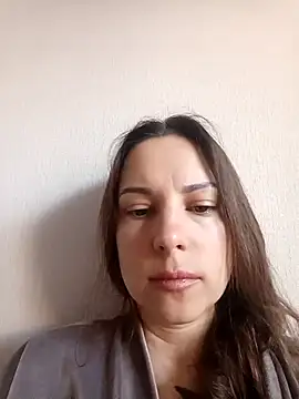 Snapshot of She-Moon chatting on April 7, 5:30 am She-Moon online show from April 7, 5:30 am