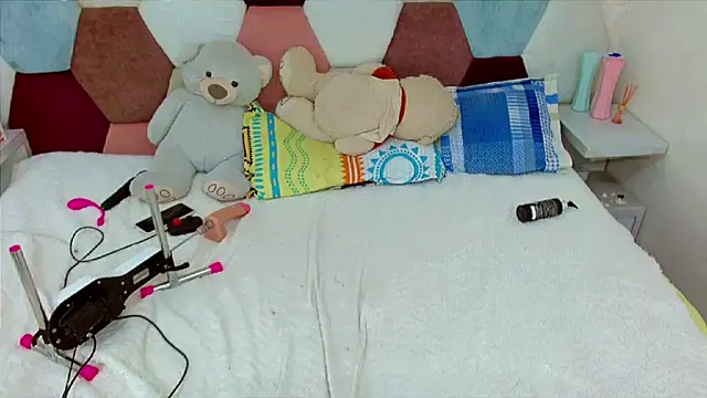 sabriana smith1 online show from April 5, 3:31 pm