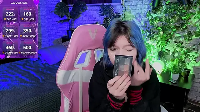 Ashley Veil online show from February 20, 9:04 pm