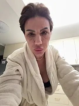 Missolevelvet online show from February 11, 1:43 am