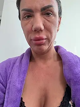 Missolevelvet online show from March 30, 9:32 am