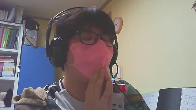 Snapshot of malibu876 chatting on January 16, 5:28 pm malibu876 online show from January 16, 5:28 pm