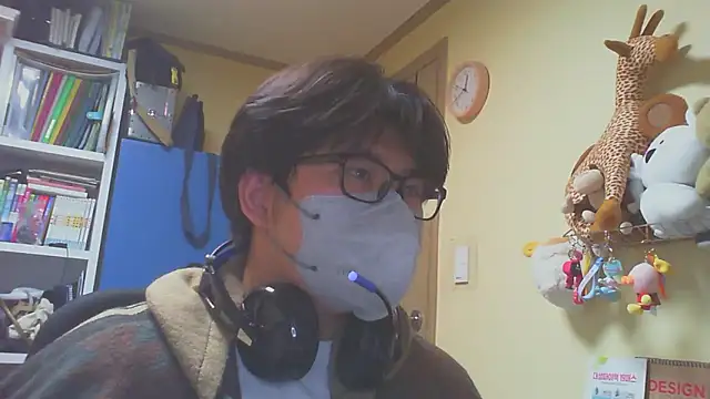 Snapshot of malibu876 chatting on March 27, 3:45 pm malibu876 online show from March 27, 3:45 pm