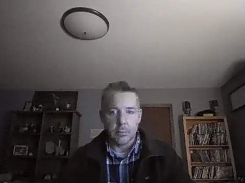 chrisw8140 online show from February 3, 5:16 am