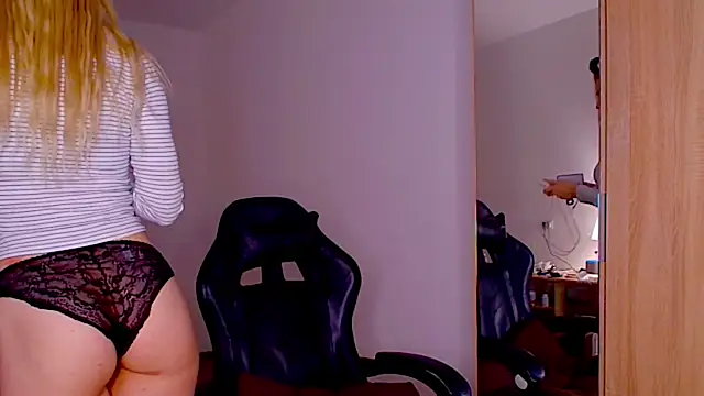 sailormoon666  online show from January 16, 3:43 am