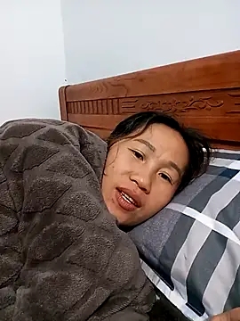 Snapshot of CML93 chatting on February 4, 1:39 pm CML93 online show from February 4, 1:39 pm