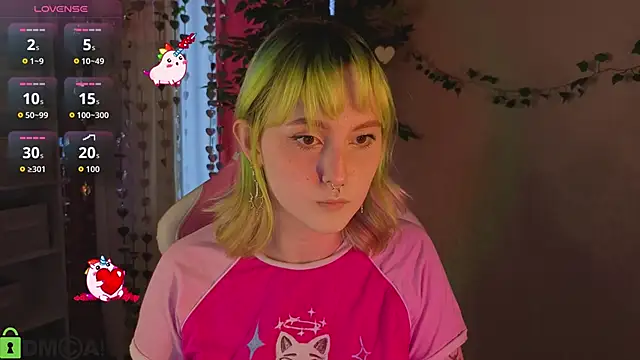 Snapshot of Roziett_Belle chatting on February 15, 8:57 am Roziett Belle online show from February 15, 8:57 am