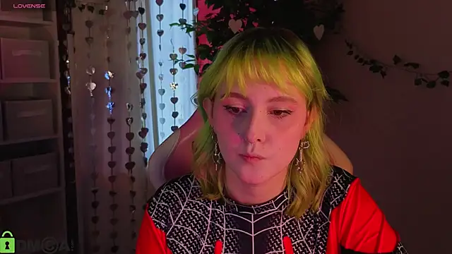 Snapshot of Roziett_Belle chatting on February 22, 9:08 am Roziett Belle online show from February 22, 9:08 am