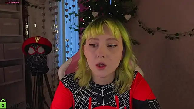 Snapshot of Roziett_Belle chatting on February 26, 9:19 am Roziett Belle online show from February 26, 9:19 am