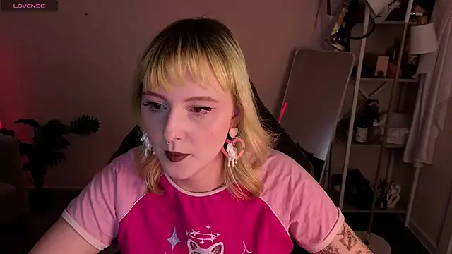 Roziett Belle online show from March 26, 9:15 am