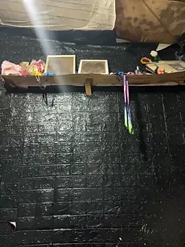 Snapshot of HugeAgatha chatting on February 10, 8:57 pm HugeAgatha online show from February 10, 8:57 pm