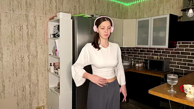 ChrisAmott online show from February 11, 4:12 pm