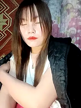 natra0033 online show from March 15, 1:06 pm