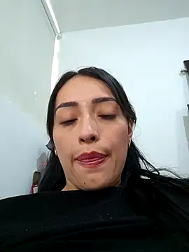 Snapshot of anny_bianchy chatting on March 24, 3:17 pm anny bianchy online show from March 24, 3:17 pm