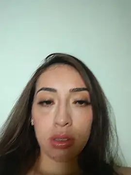 Snapshot of anny_bianchy chatting on May 15, 11:06 am anny bianchy online show from May 15, 11:06 am