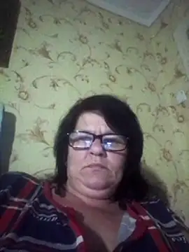 NysiOlsen online show from February 24, 5:44 pm