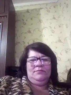 NysiOlsen online show from April 15, 7:21 pm