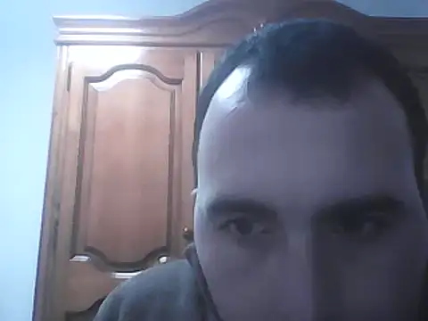 Snapshot of Miguelpulidotriguero11 chatting on February 7, 11:08 pm Miguelpulidotriguero11 online show from February 7, 11:08 pm