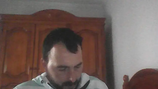 Snapshot of Miguelpulidotriguero11 chatting on March 1, 4:09 pm Miguelpulidotriguero11 online show from March 1, 4:09 pm