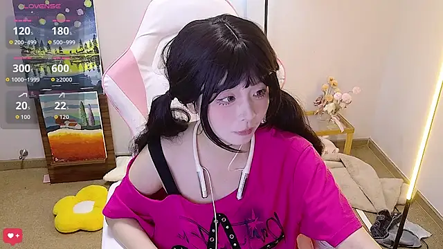 Qiqiiii-05 online show from June 7, 1:15 pm