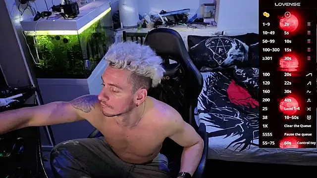 Rayzel White online show from February 23, 1:47 am