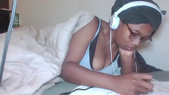 xxxdanidoomsdayxxx online show from April 18, 10:43 pm