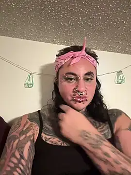 VeraVendetta online show from February 21, 7:20 am