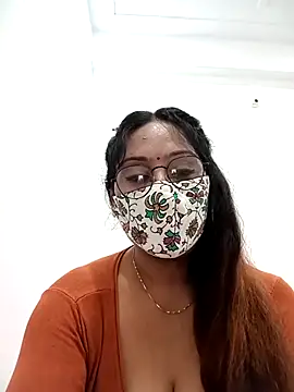 Snapshot of Your-Sasha7 chatting on February 19, 7:37 am Your-Sasha7 online show from February 19, 7:37 am