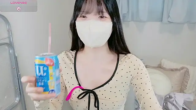 Snapshot of _ame_chan_ chatting on May 24, 9:14 am ame chan online show from May 24, 9:14 am