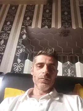 Snapshot of Ianne150 chatting on January 17, 6:51 am Ianne150 online show from January 17, 6:51 am