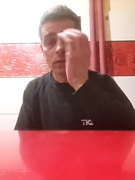 Snapshot of Ianne150 chatting on February 16, 3:13 am Ianne150 online show from February 16, 3:13 am