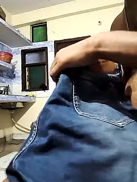 Hottlund6 online show from April 1, 3:07 am