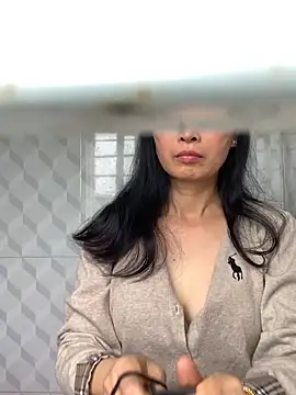 emgaisayhi online show from February 22, 8:13 am