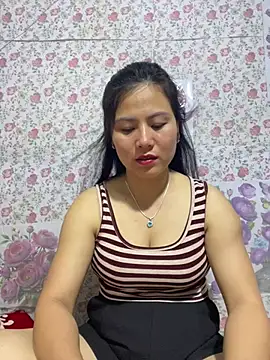 Snapshot of IORio2x chatting on May 21, 1:18 pm IORio2x online show from May 21, 1:18 pm