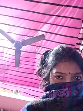 Snapshot of riyadas554321 chatting on January 19, 3:21 am riyadas554321 online show from January 19, 3:21 am