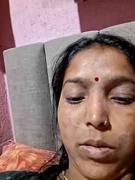 Snapshot of riyadas554321 chatting on February 26, 1:32 pm riyadas554321 online show from February 26, 1:32 pm