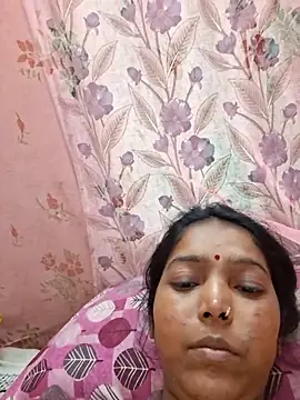 Snapshot of riyadas554321 chatting on March 4, 8:42 am riyadas554321 online show from March 4, 8:42 am