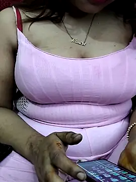 Hot queen3210 online show from March 10, 6:35 pm