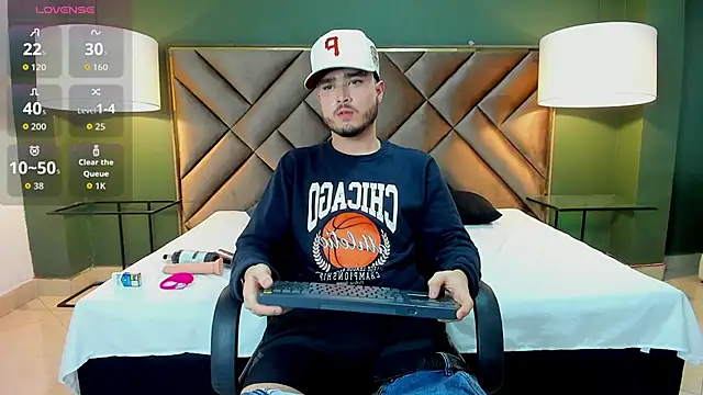 Salvattore Muller online show from March 23, 8:57 pm