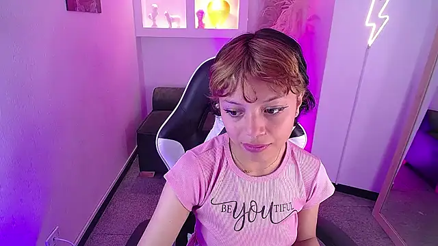 melodyy as online show from February 7, 12:20 pm