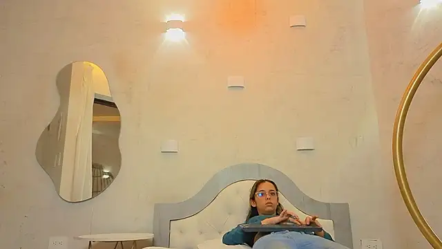 bastian and samantha online show from March 27, 3:12 am