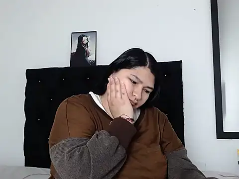 LauraHorny69 online show from March 18, 1:14 pm